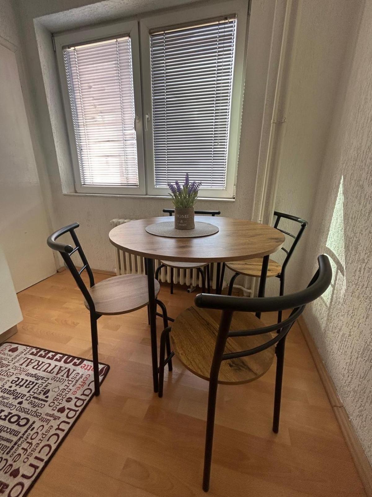 Cinema Vardar Apartment Szkopje Kültér fotó